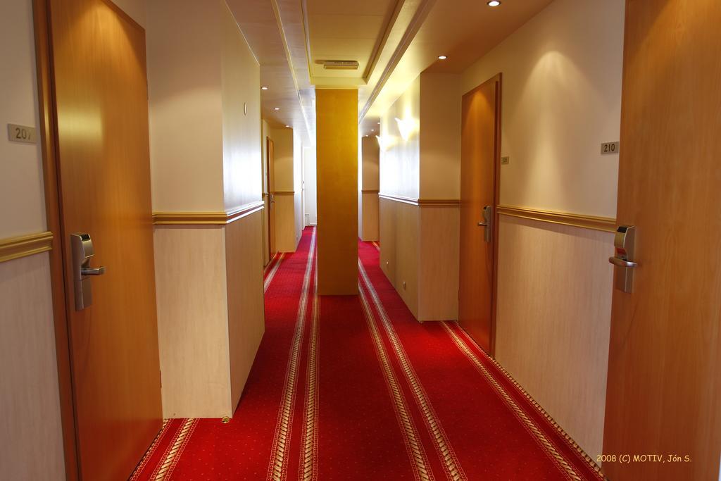 Hotel Smari Kópavogur Exteriör bild
